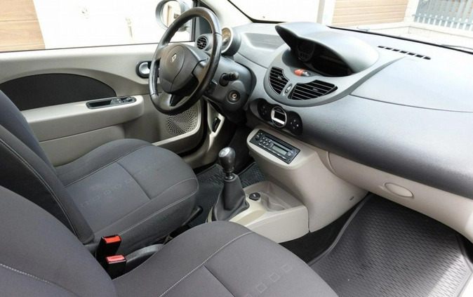 Renault Twingo cena 11900 przebieg: 222000, rok produkcji 2009 z Ostrów Wielkopolski małe 121